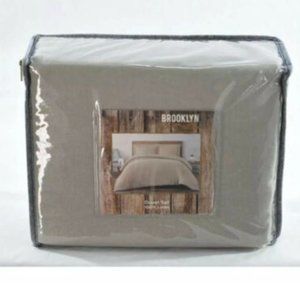 Brand new KING Linen Duvet Set by Brooklyn Loom